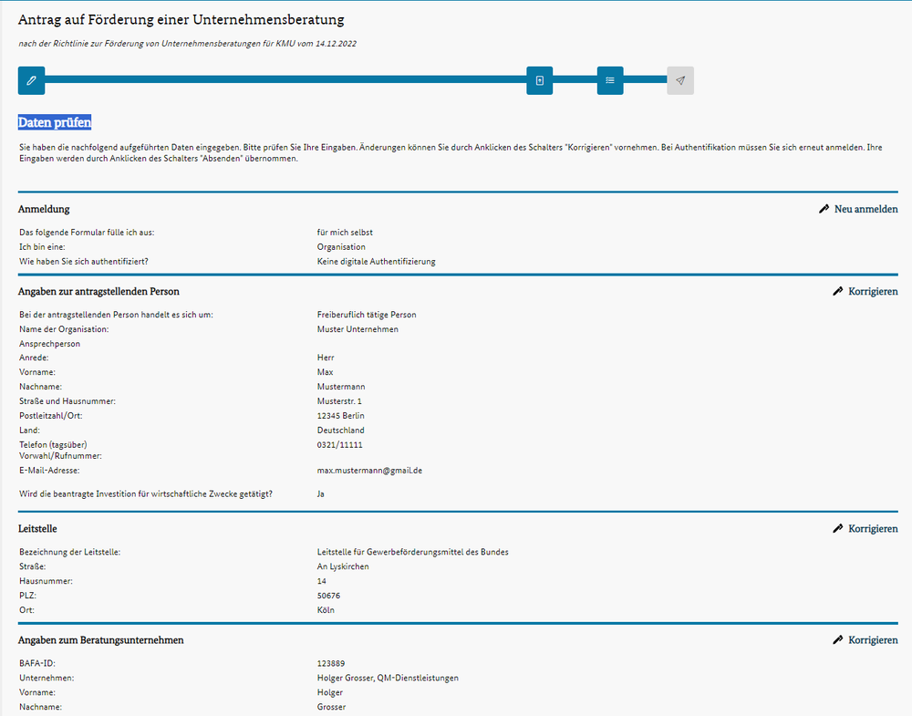 Seite Daten pruefen mit der Zusammenfassung aller Eingaben. Markiert sind ein Korrigieren-Schalter und der Block Angaben zum Beratungsunternehmen.